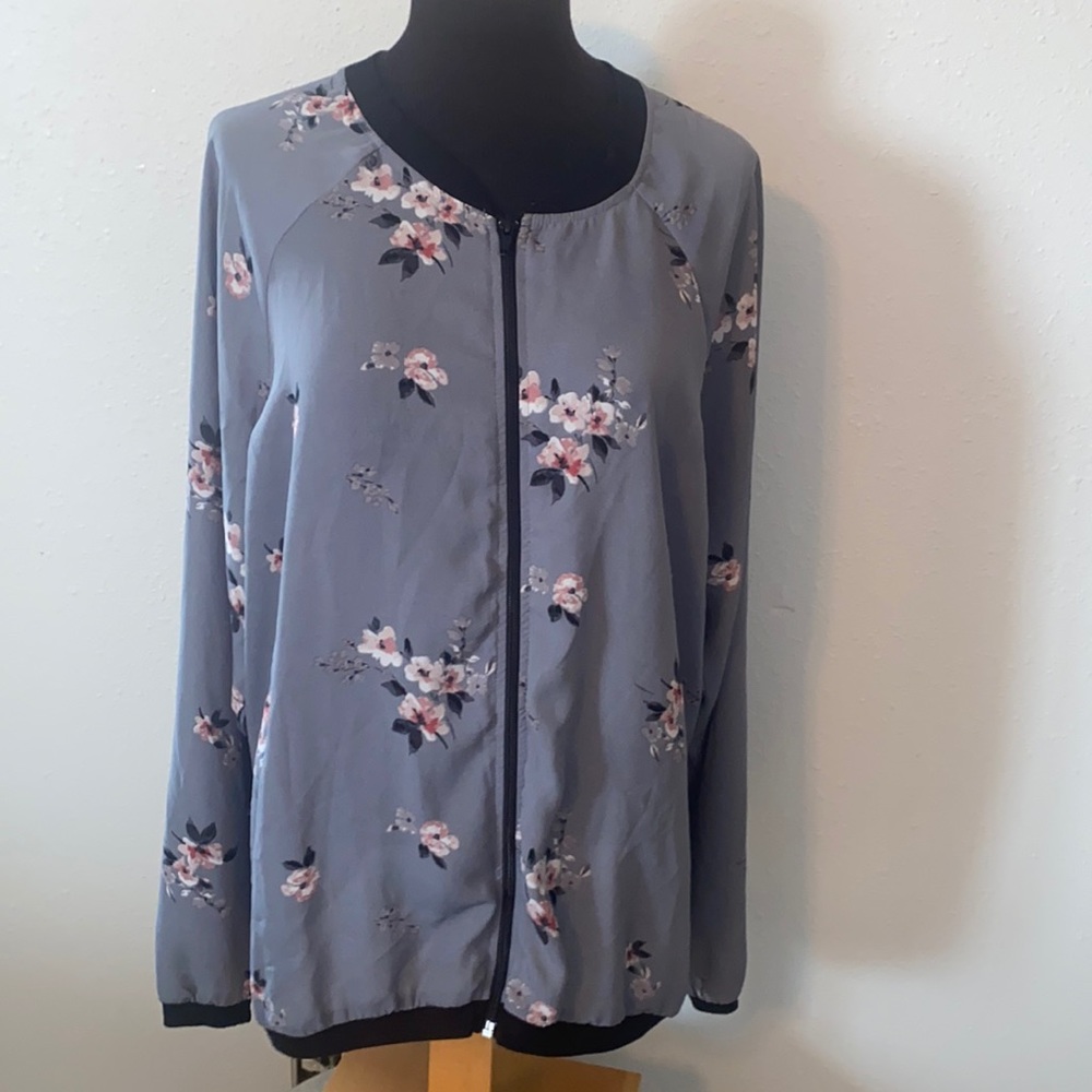 Maurices Zip-up Top size 2X